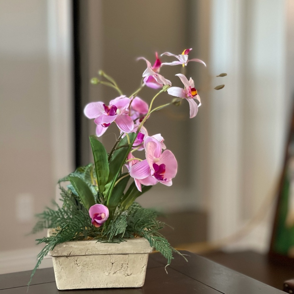 Light lavender silk orchid arrangement.